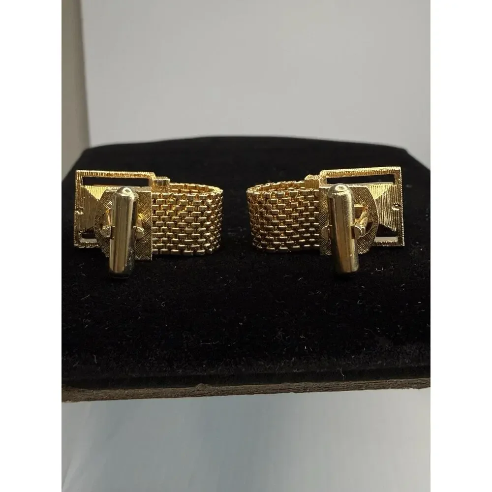 Vintage 1960's Swank Wrap Around Mesh Cufflinks Emerals Green Block Glass Stone